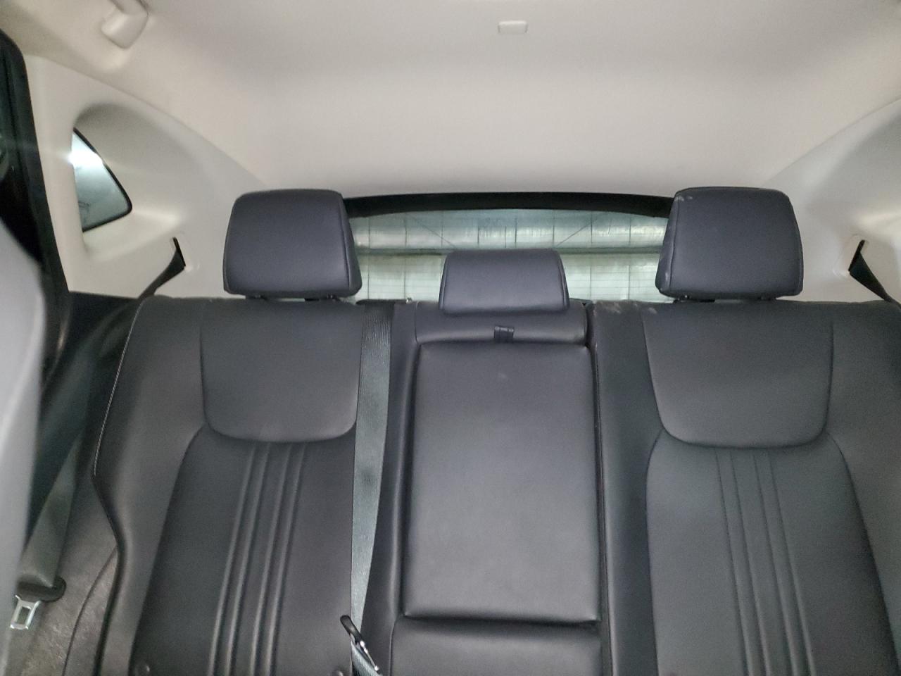 2023 Lexus NX - Image 10
