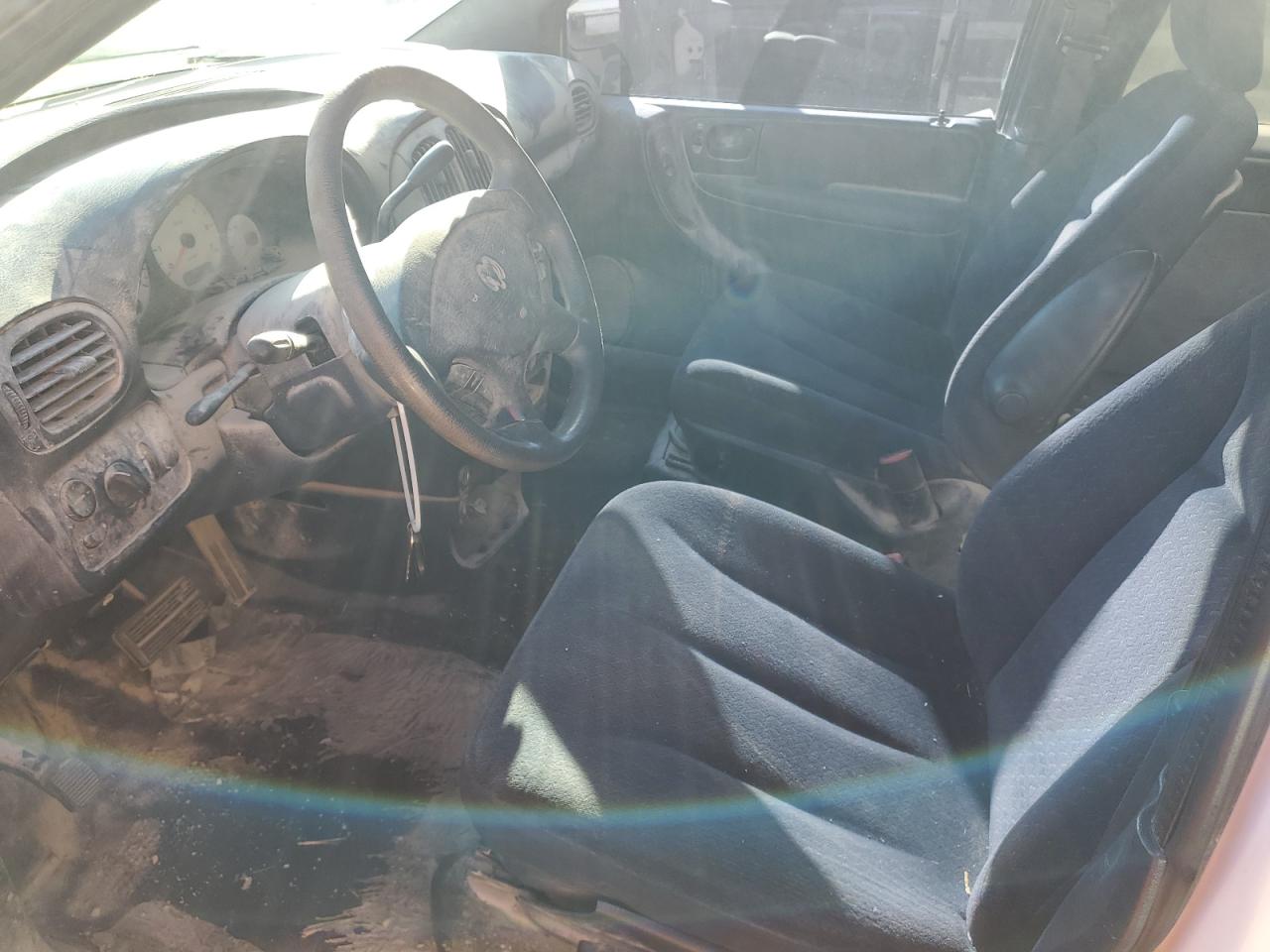 2002 Dodge Caravan - Image 7