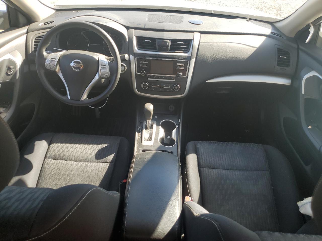 2018 Nissan Altima - Image 8