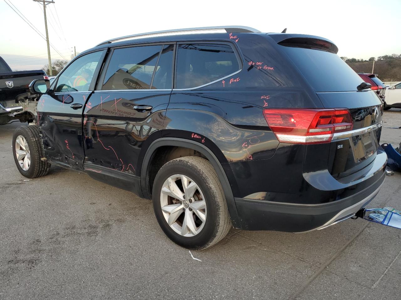 2018 Volkswagen Atlas - Image 2