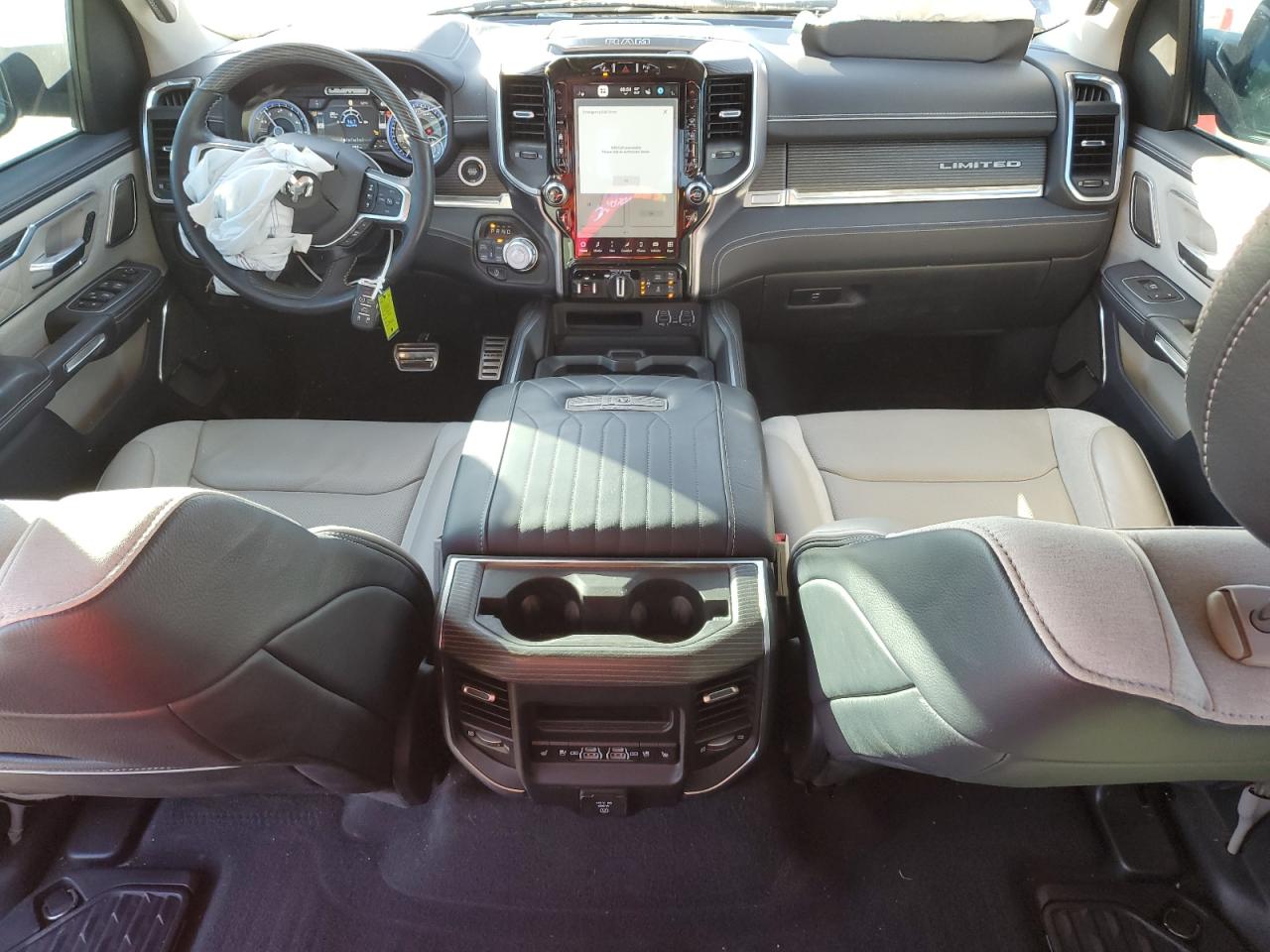 2022 RAM 1500 - Image 8