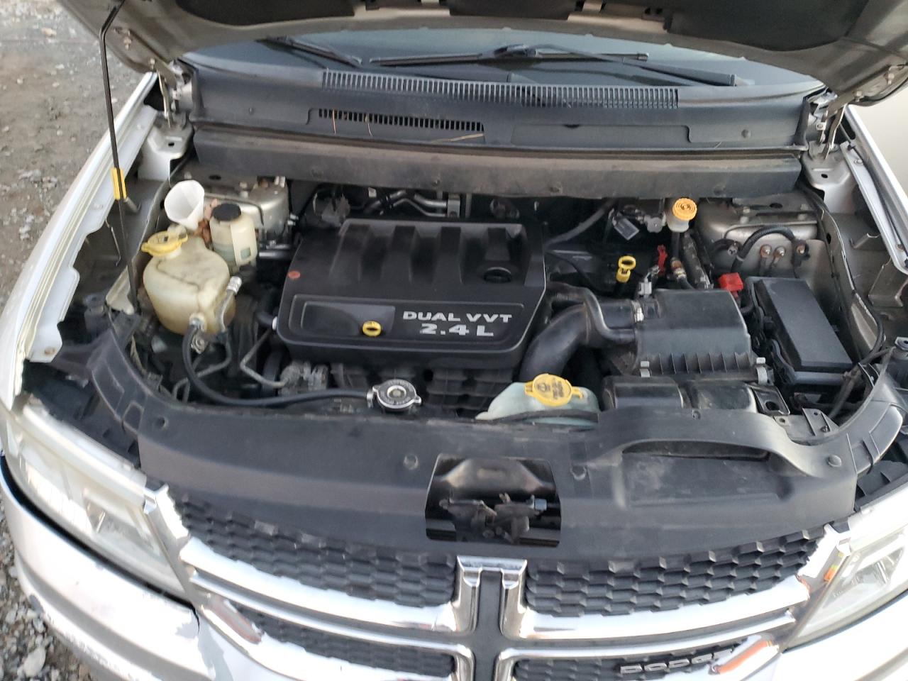2011 Dodge Journey - Image 12