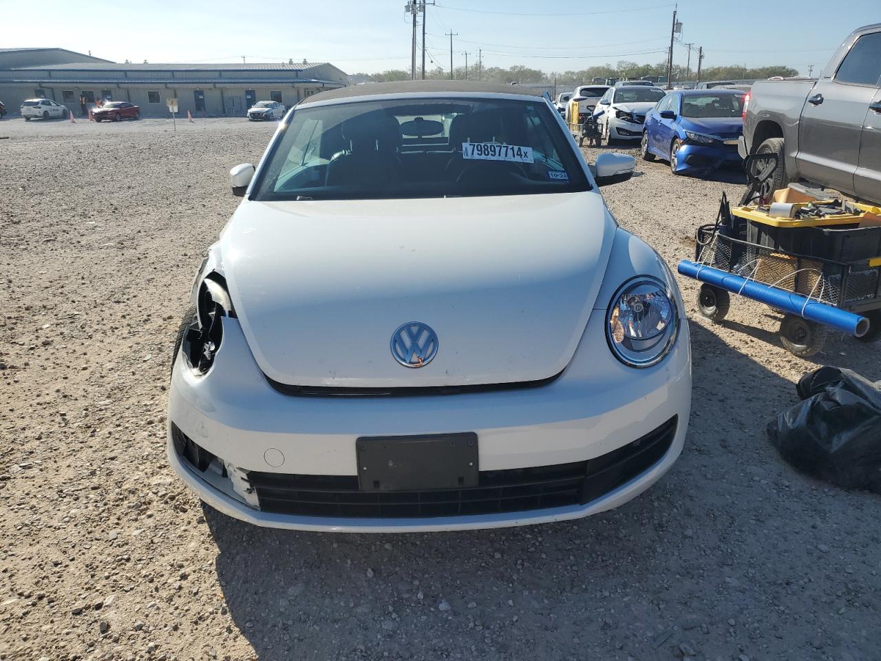 VIN 3VW5X7AT7DM811040 2013 VOLKSWAGEN BEETLE no.5