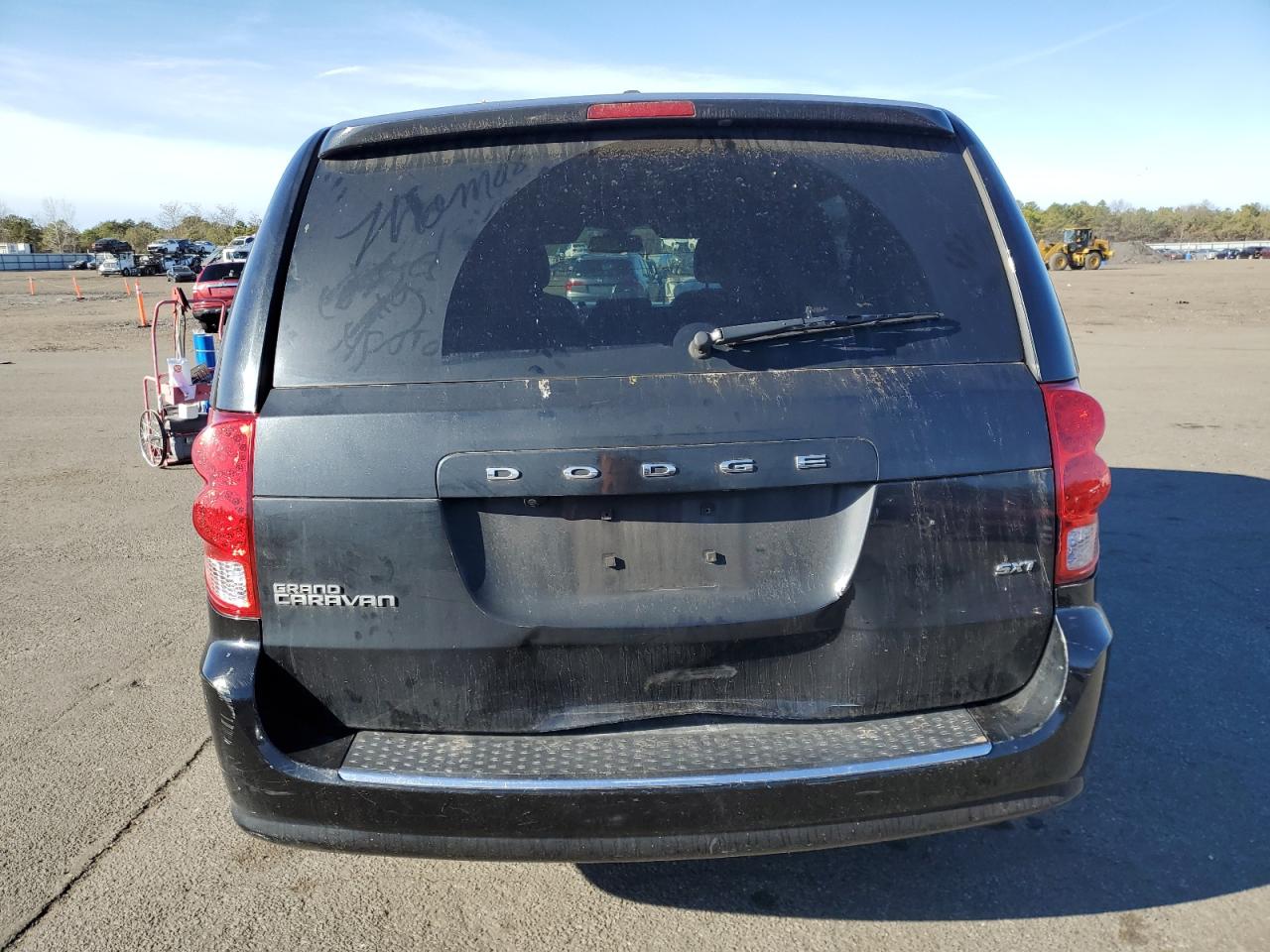 2019 Dodge Caravan - Image 6
