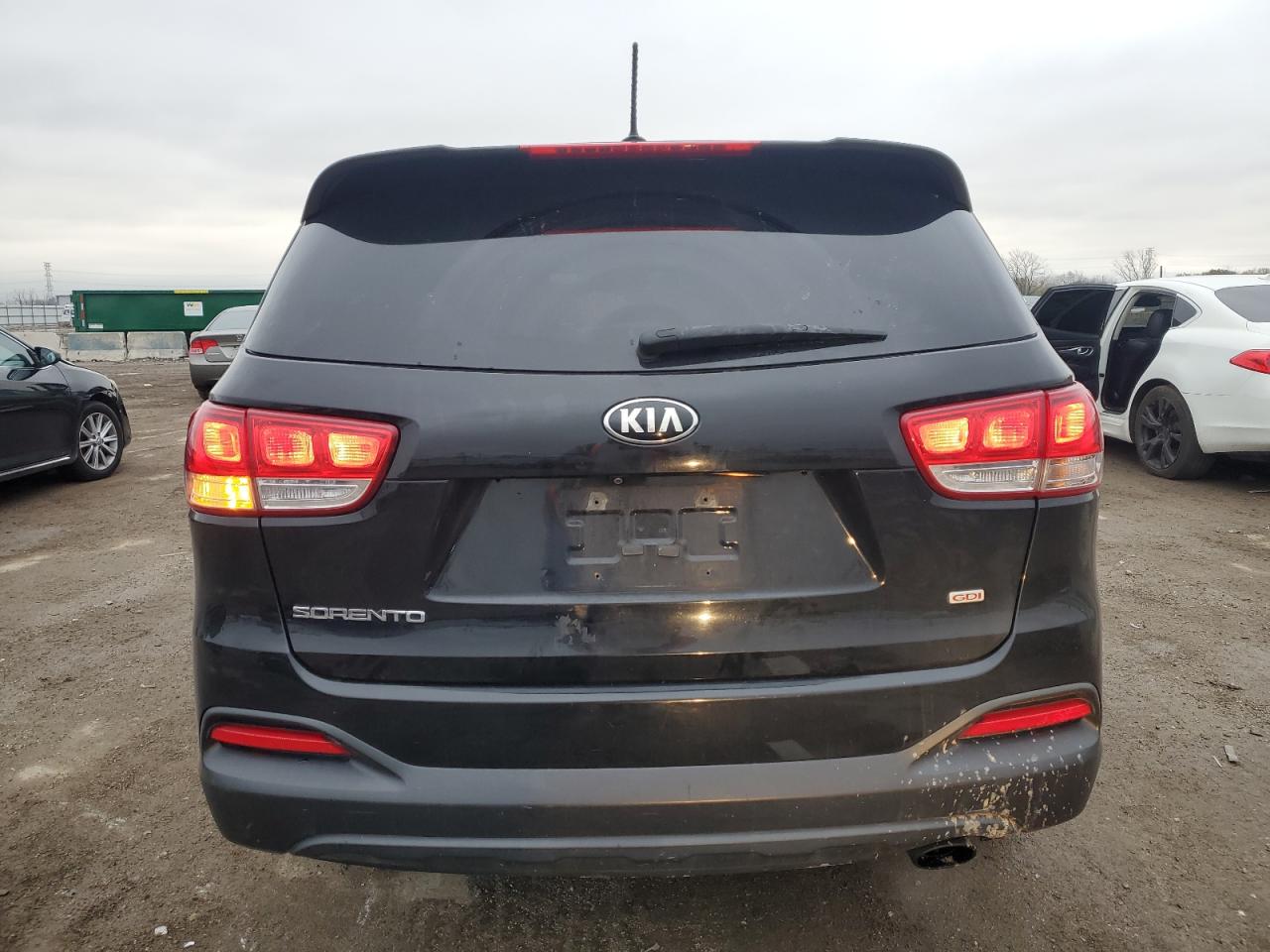 2016 Kia Sorento - Image 6