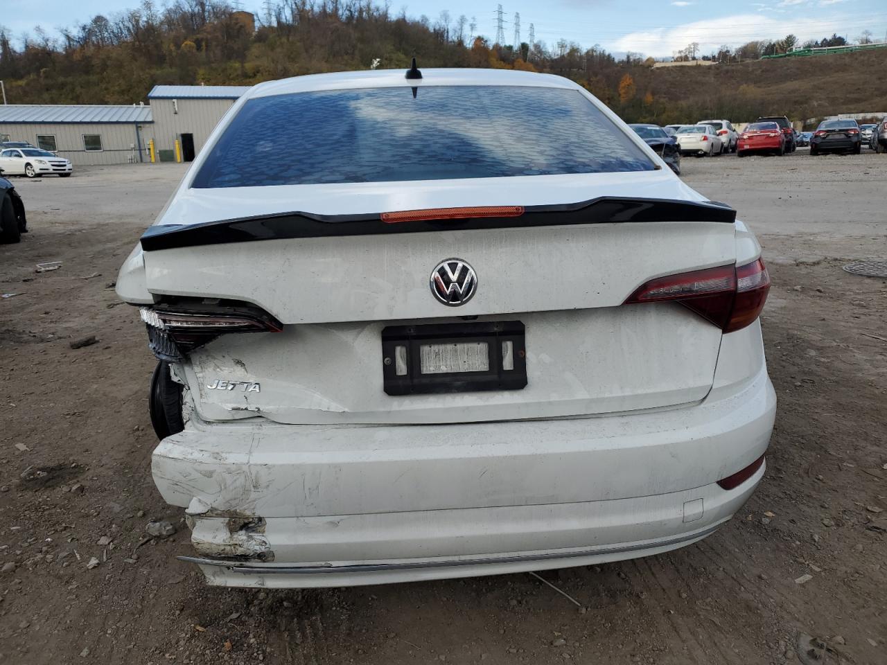 2019 Volkswagen Jetta - Image 6