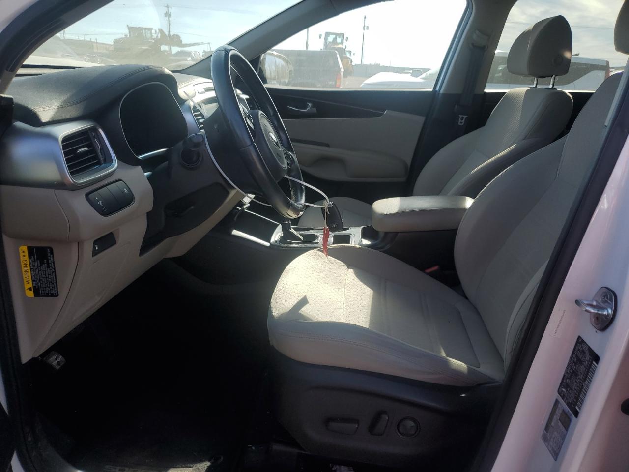 2018 Kia Sorento - Image 7