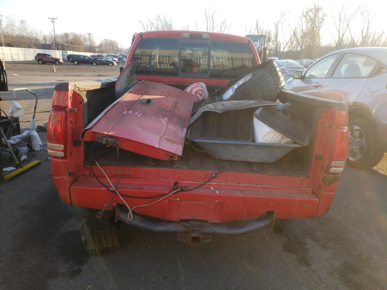 2002 Dodge Dakota Quad Sport VIN: 1B7HG38NX2S515384 Lot: 80640954