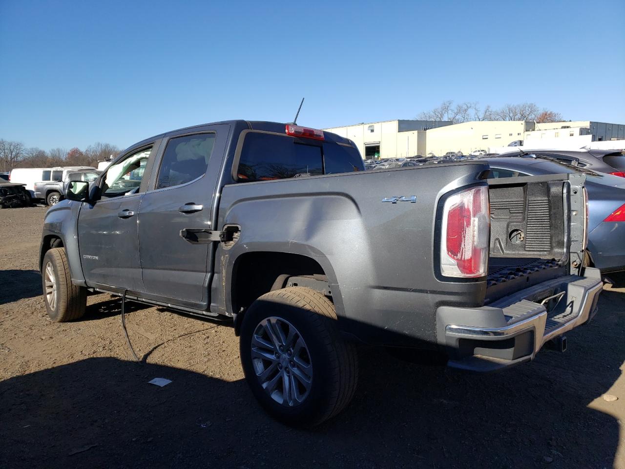 VIN 1GTG6CE3XG1134052 2016 GMC CANYON no.2