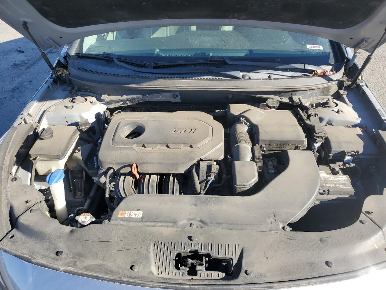 2016 Hyundai Sonata - Image 11