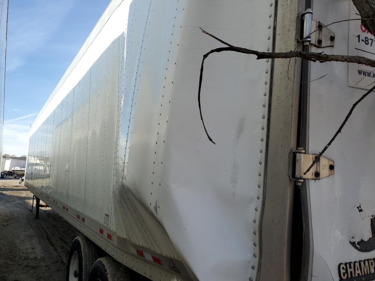 2019 Other Trailer white null null 1GRAA0626KB145597 photo #4