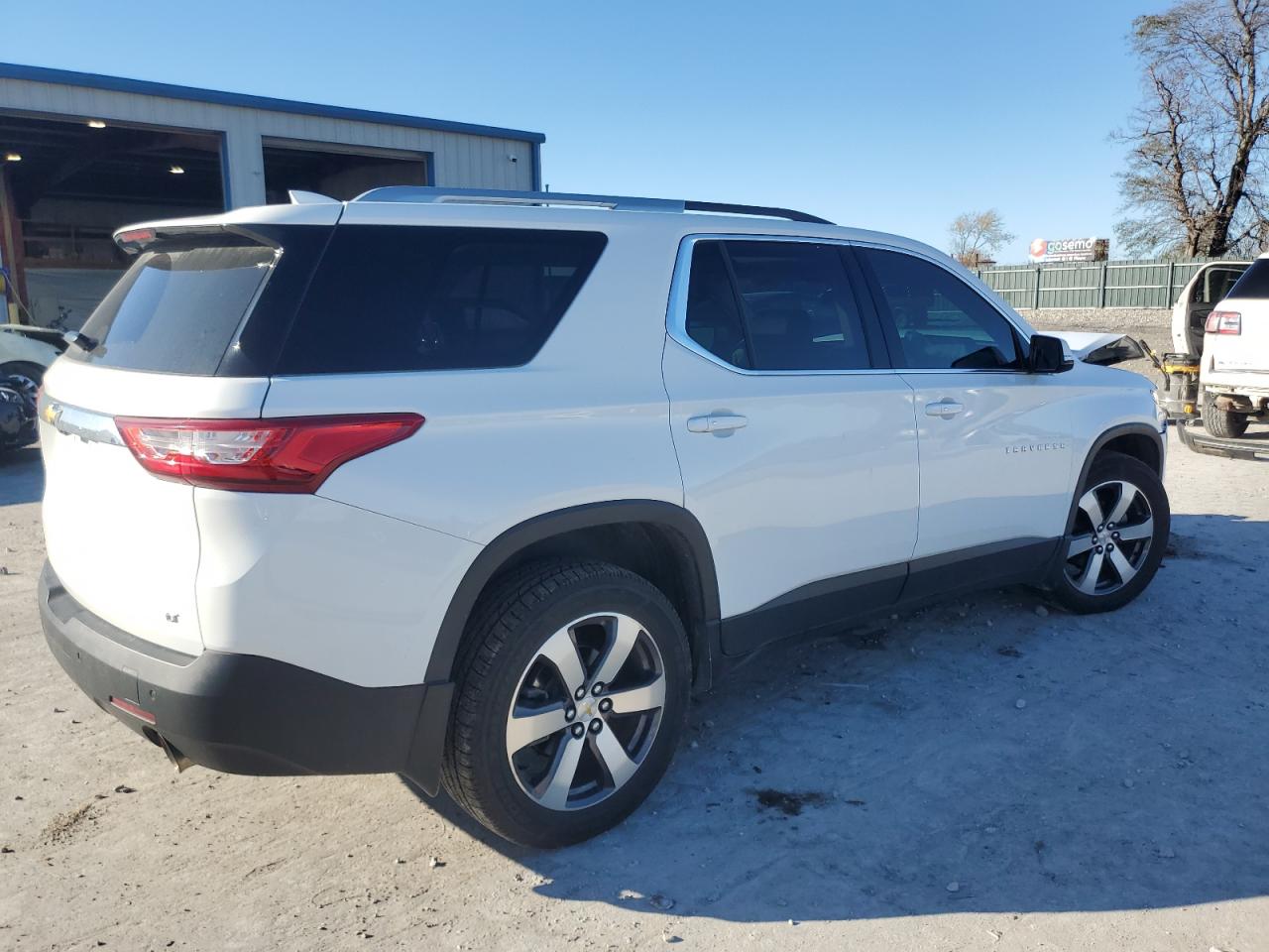 2018 Chevrolet Traverse - Image 3