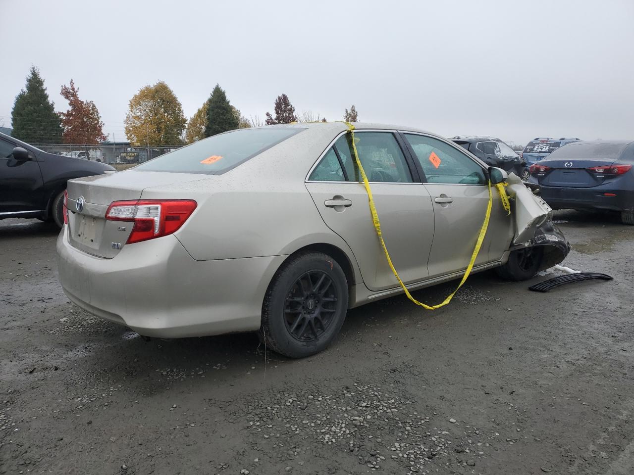 VIN 4T1BD1FK6DU088235 2013 TOYOTA CAMRY no.3