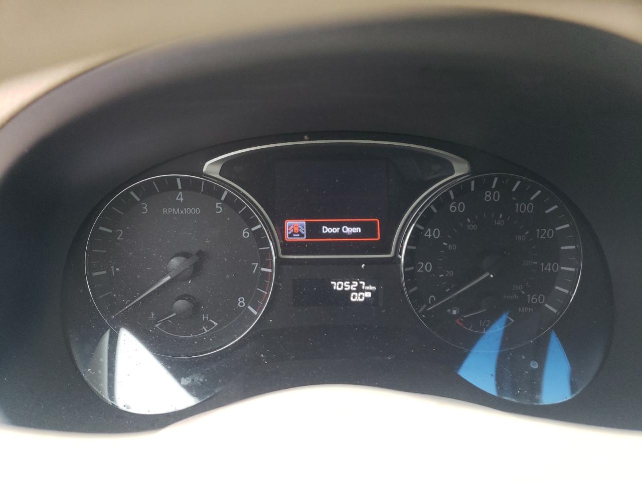 2014 Nissan Altima - Image 9
