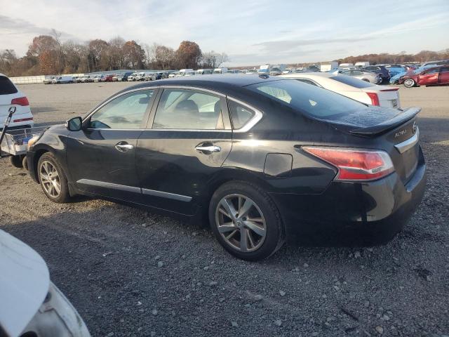  NISSAN ALTIMA 2015 Czarny