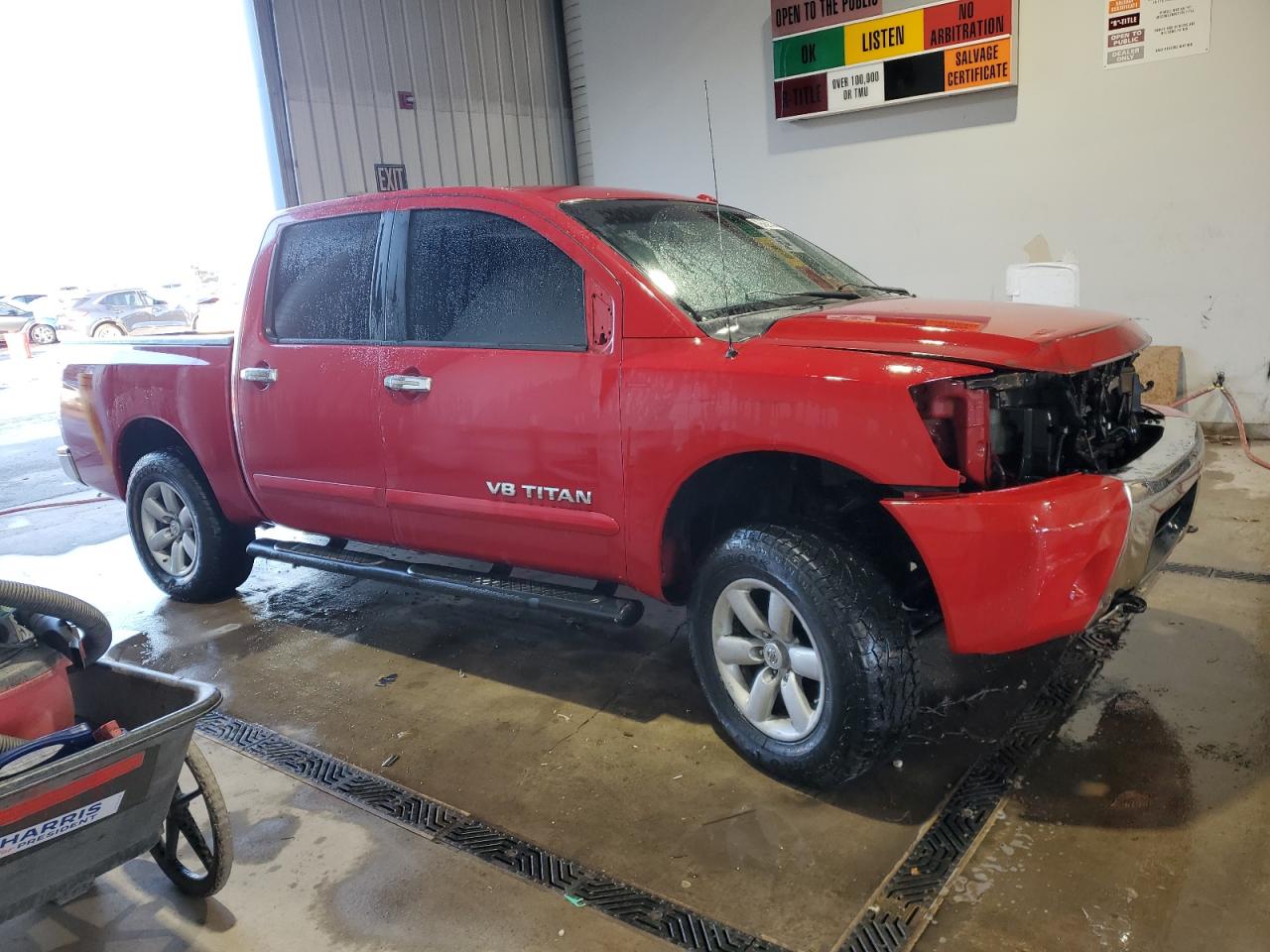 2011 Nissan Titan - Image 4