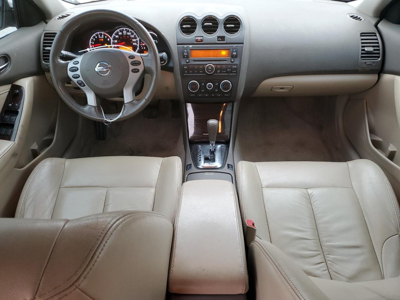 2012 Nissan Altima - Image 8
