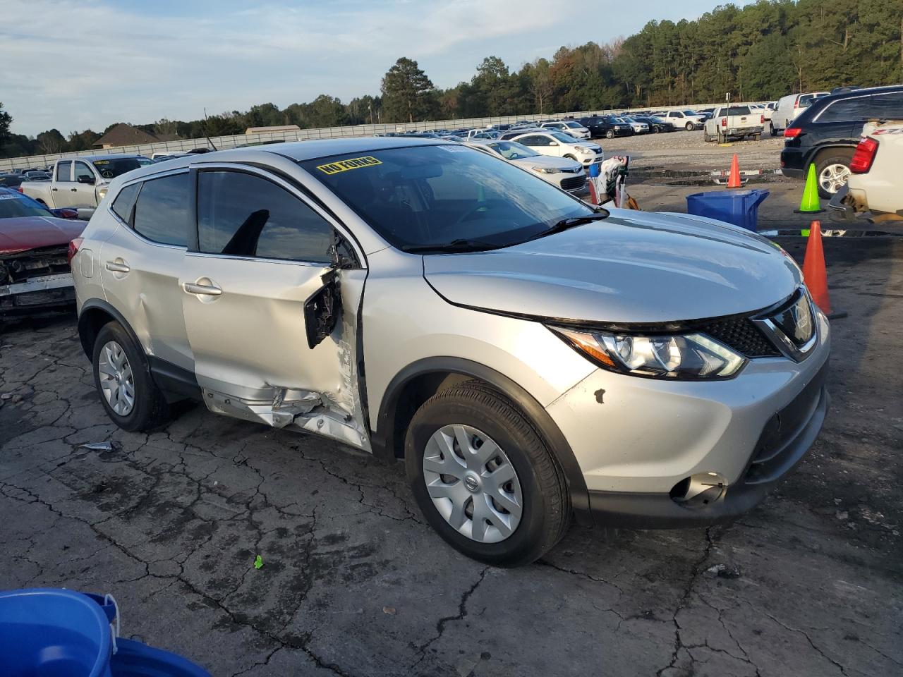 2019 Nissan Rogue - Image 4