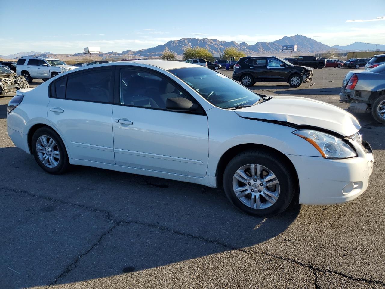 2012 Nissan Altima - Image 4