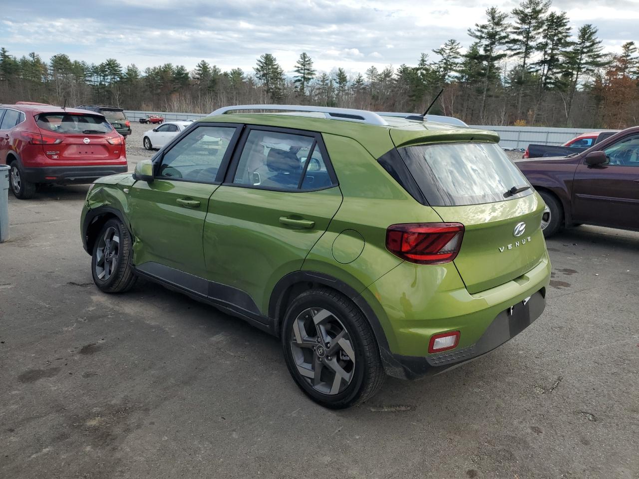 2024 Hyundai Venue - Image 2