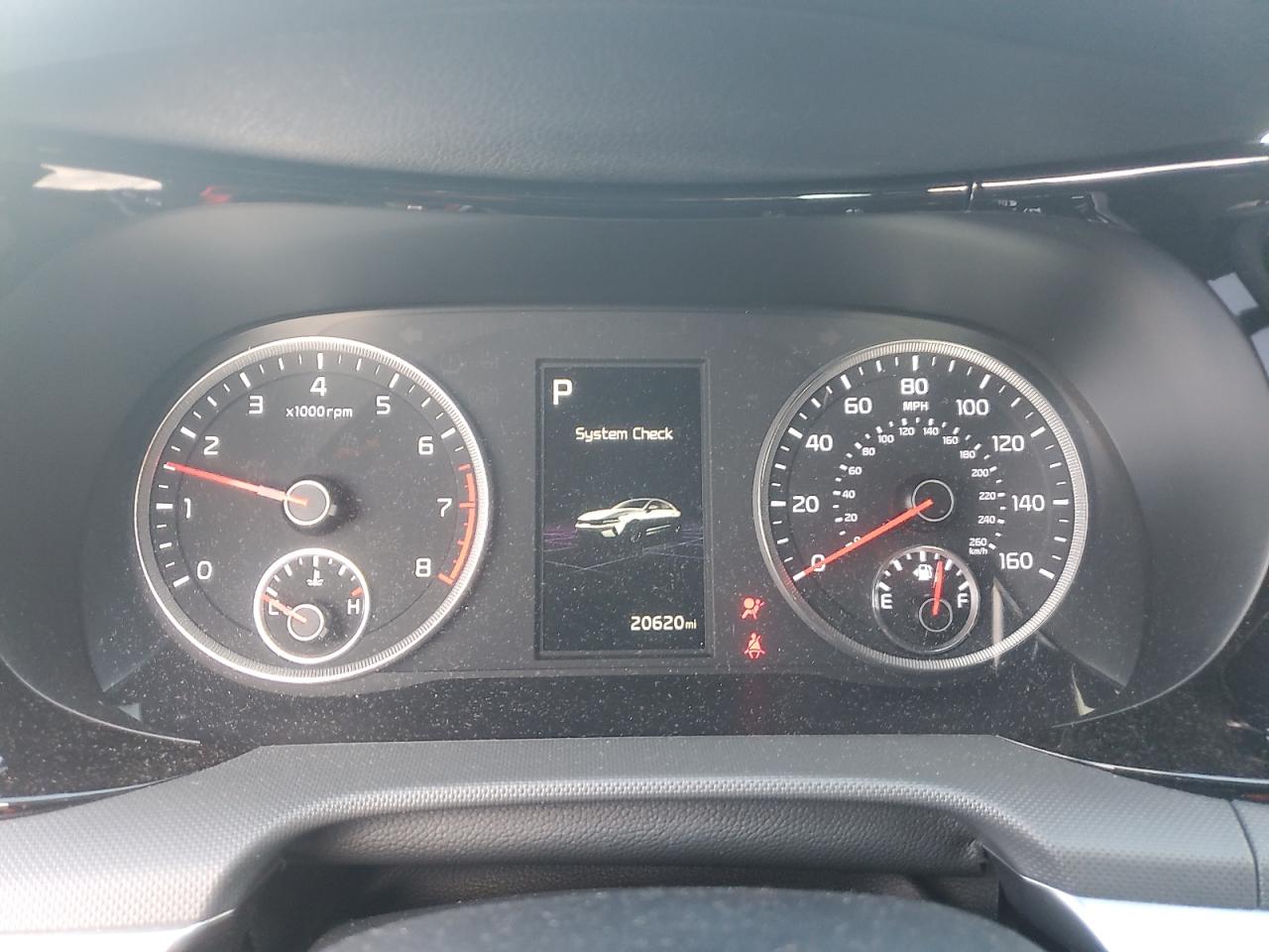 2024 Kia K5 - Image 9