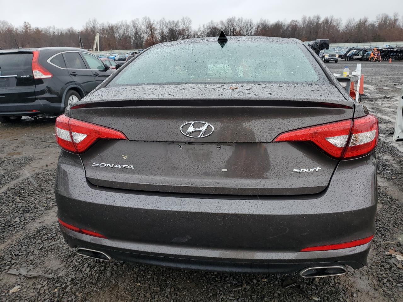 2016 Hyundai Sonata Sport VIN: 5NPE34AF9GH355060 Lot: 81934464