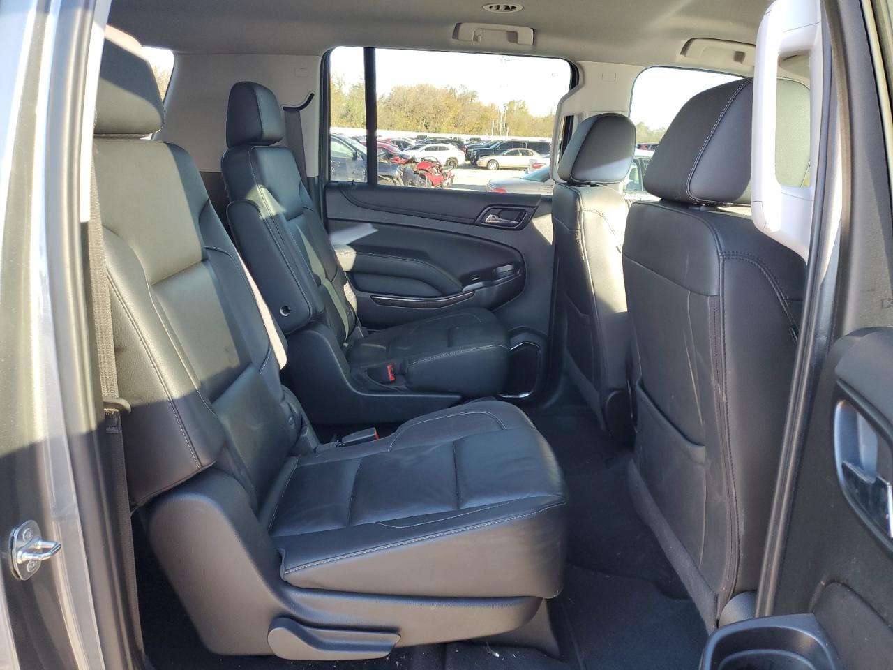 2019 Chevrolet Suburban K1500 Lt VIN: 1GNSKHKC8KR167205 Lot: 80579284