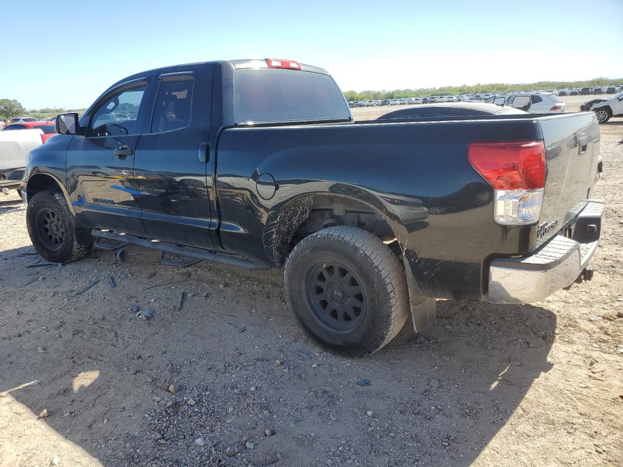 2011 Toyota Tundra - Image 2