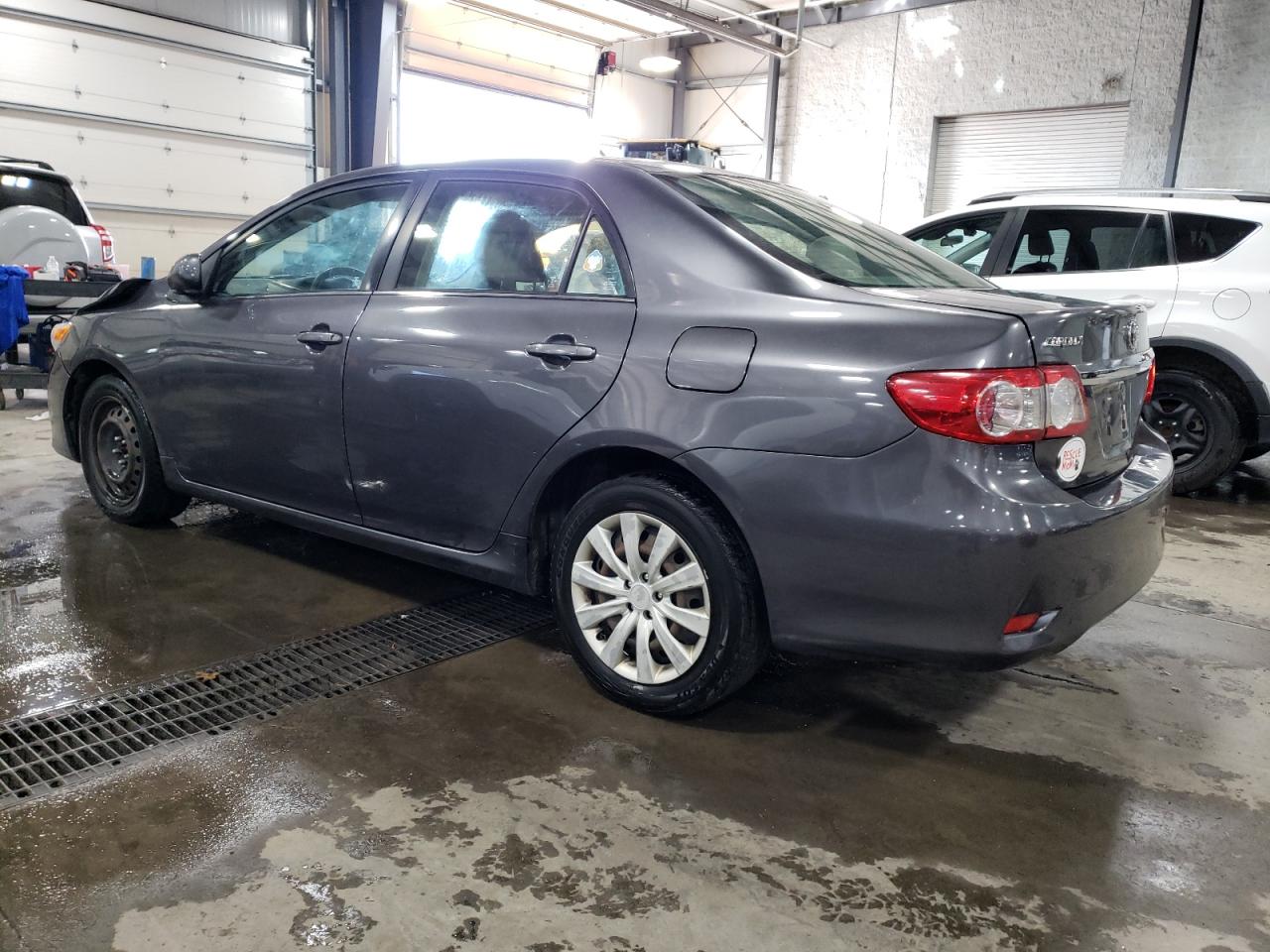 VIN JTDBU4EE3DJ115622 2013 TOYOTA COROLLA no.2