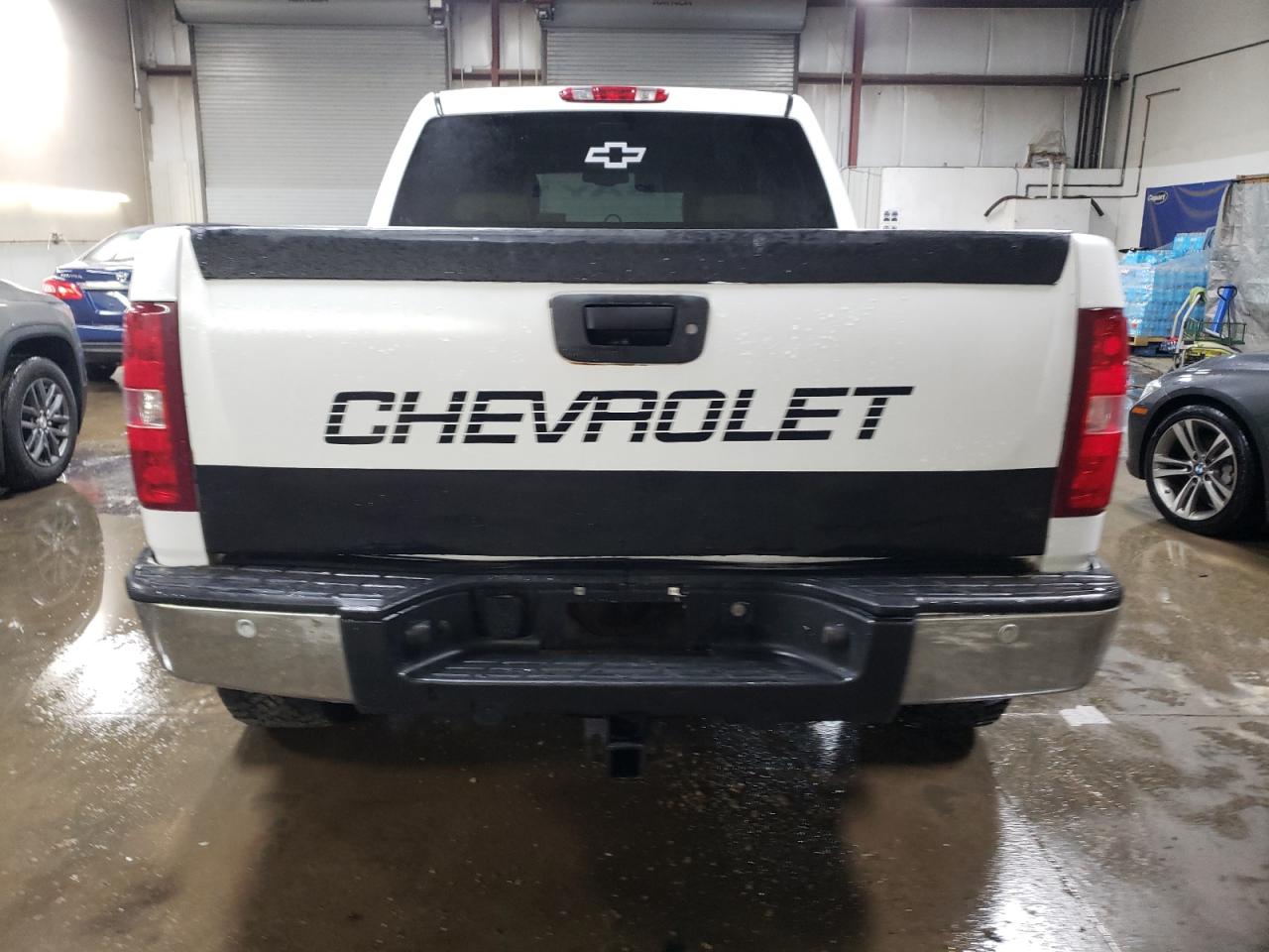 2007 Chevrolet Silverado - Image 6