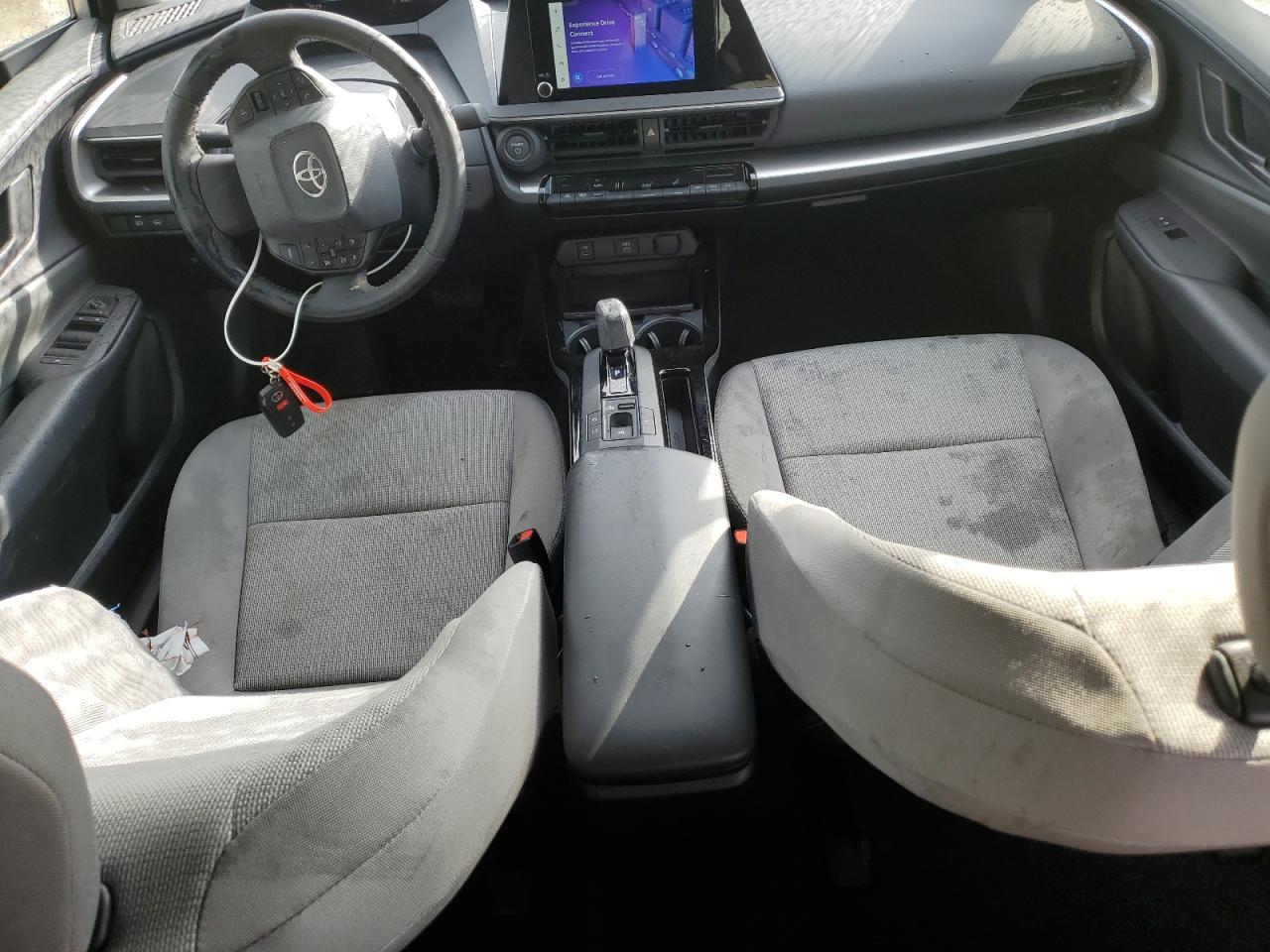 2024 Toyota Prius - Image 8