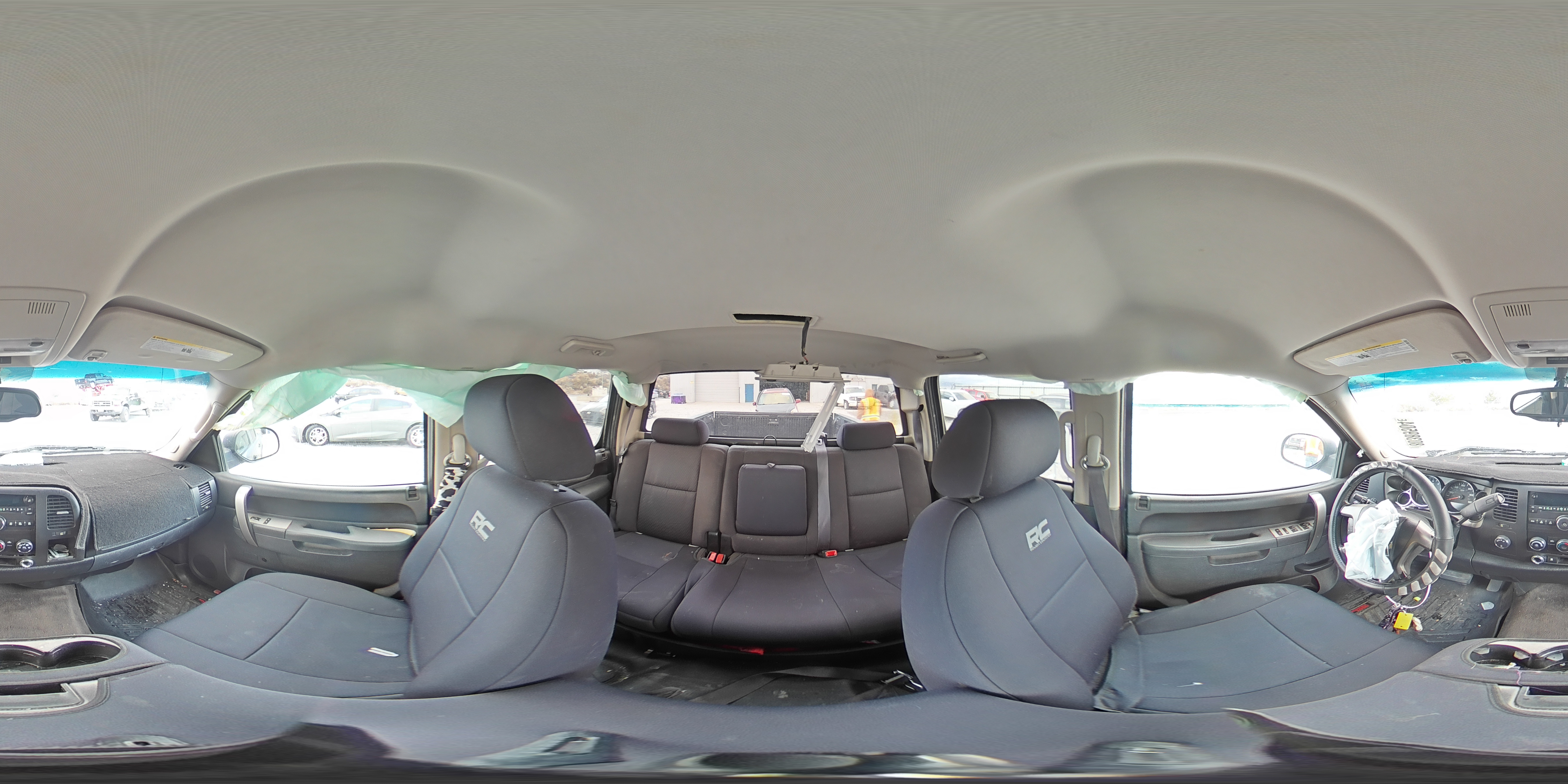 2011 Chevrolet Silverado - Image 13
