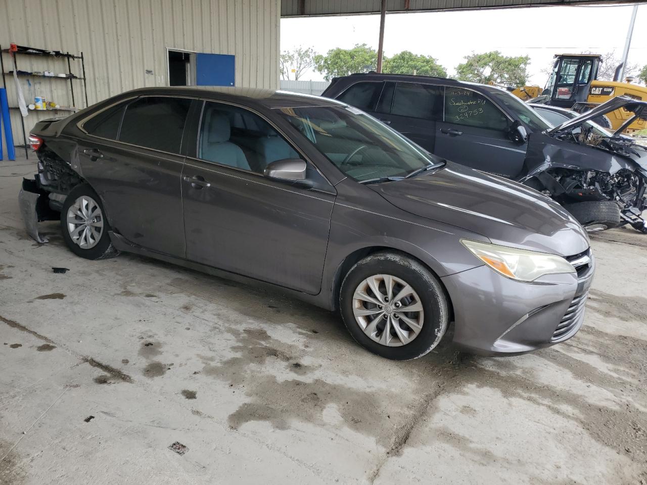 VIN 4T1BF1FK8GU577928 2016 TOYOTA CAMRY no.4