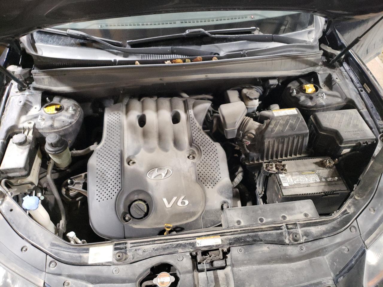 2008 Hyundai Santa Fe - Image 13