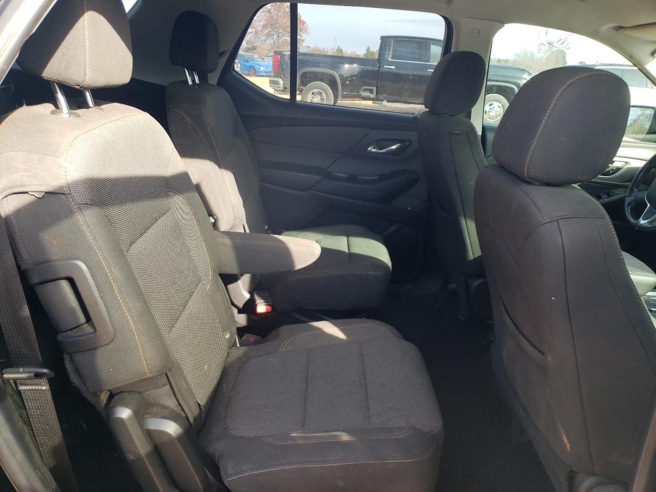2020 Chevrolet Traverse - Image 11