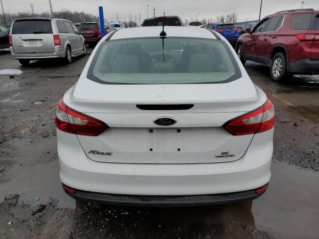  FORD FOCUS 2014 Biały