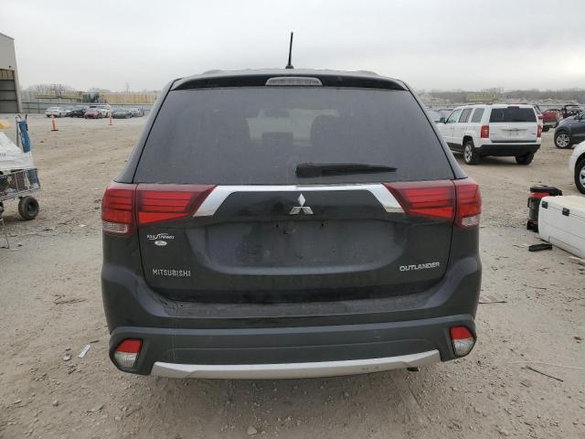  MITSUBISHI OUTLANDER 2016 Чорний