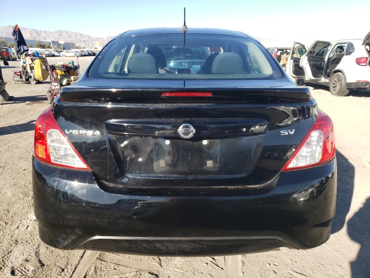 VIN 3N1CN7AP6KL835256 2019 NISSAN VERSA no.6