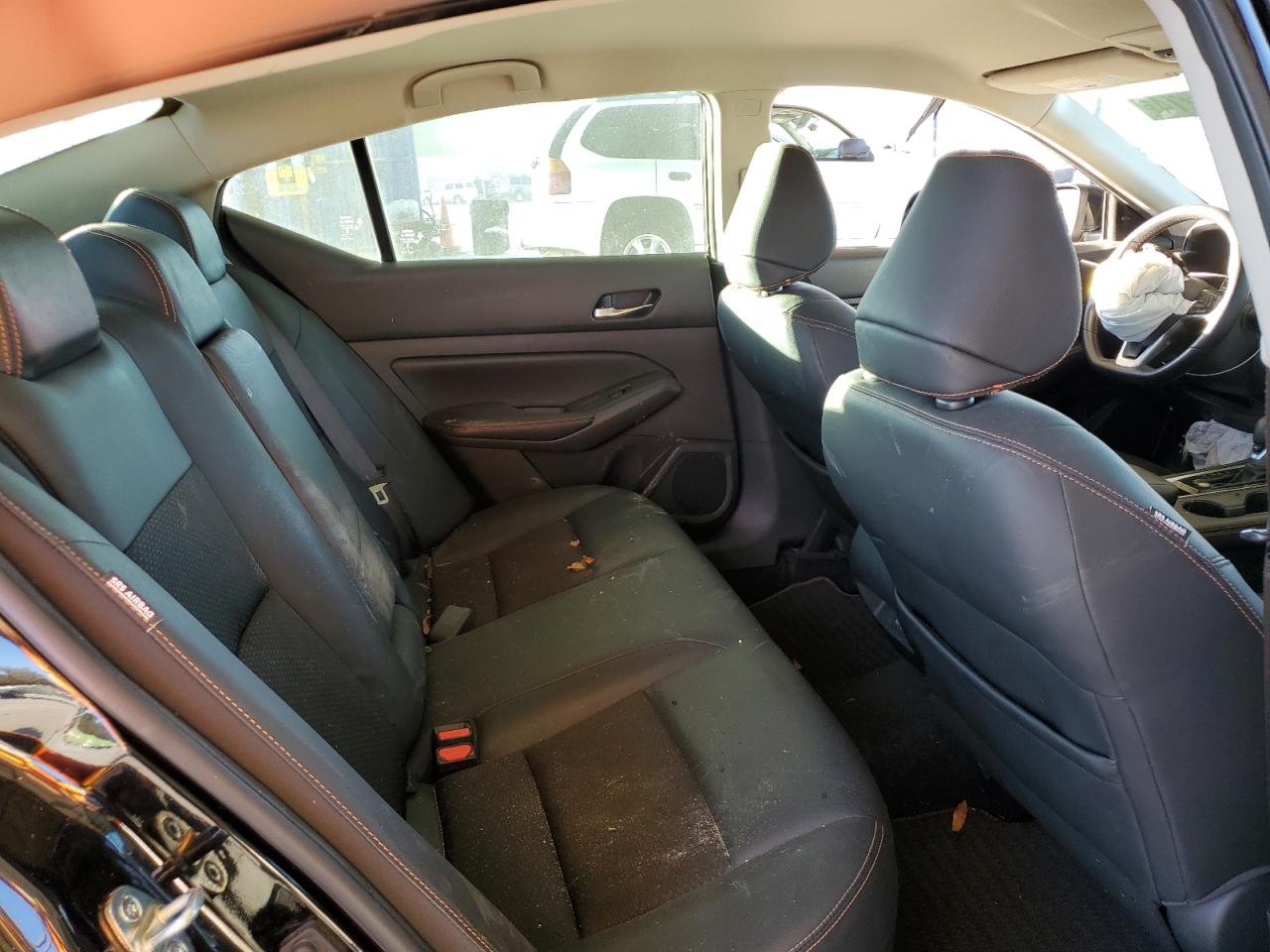 2020 Nissan Altima - Image 10