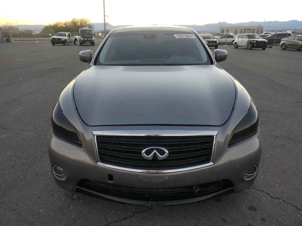 2011 Infiniti M - Image 5