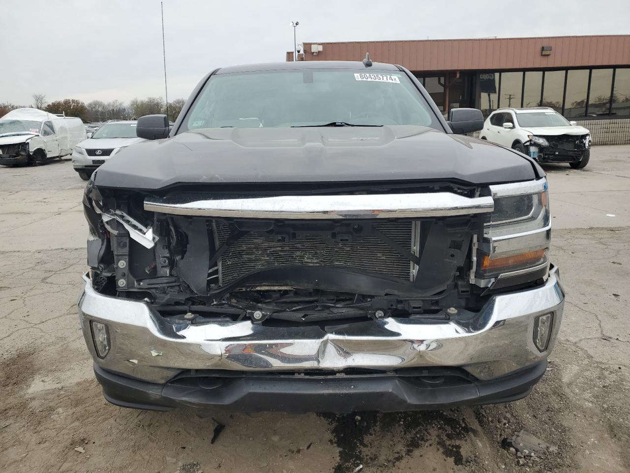 2016 Chevrolet Silverado - Image 5