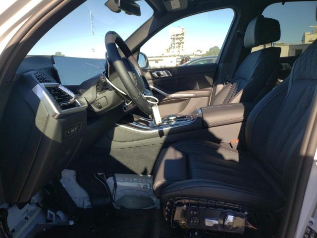  BMW X5 2025 Белы