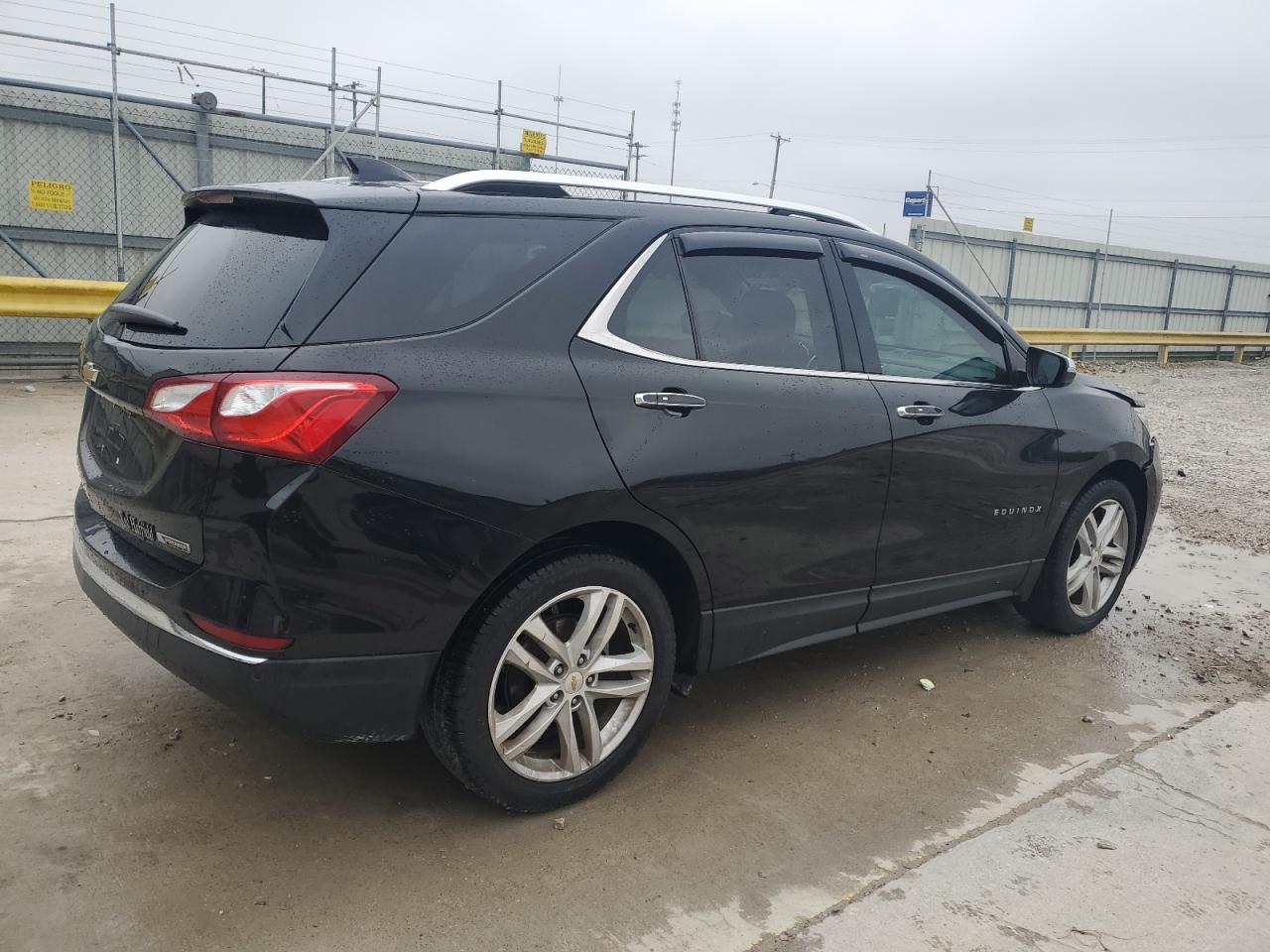2018 Chevrolet Equinox - Image 3