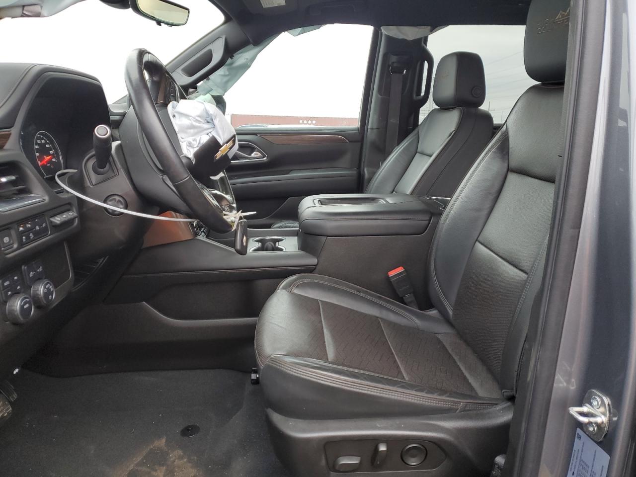 2021 Chevrolet Suburban - Image 7