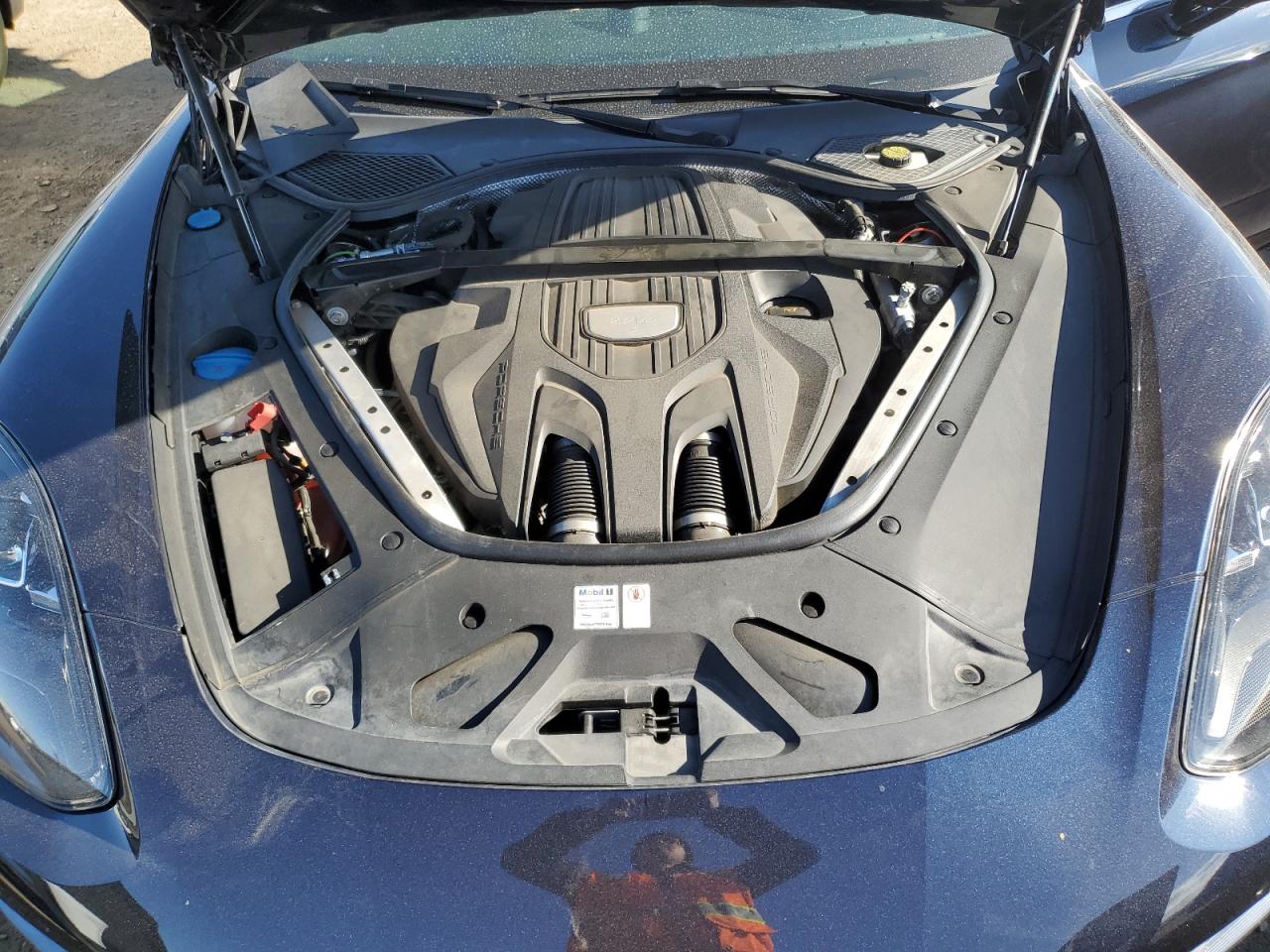 2018 Porsche Panamera - Image 11