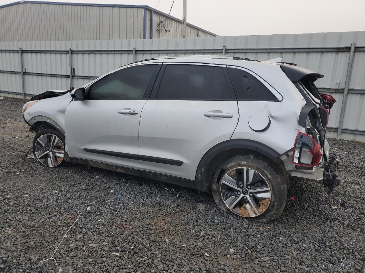 2020 Kia Niro - Image 2