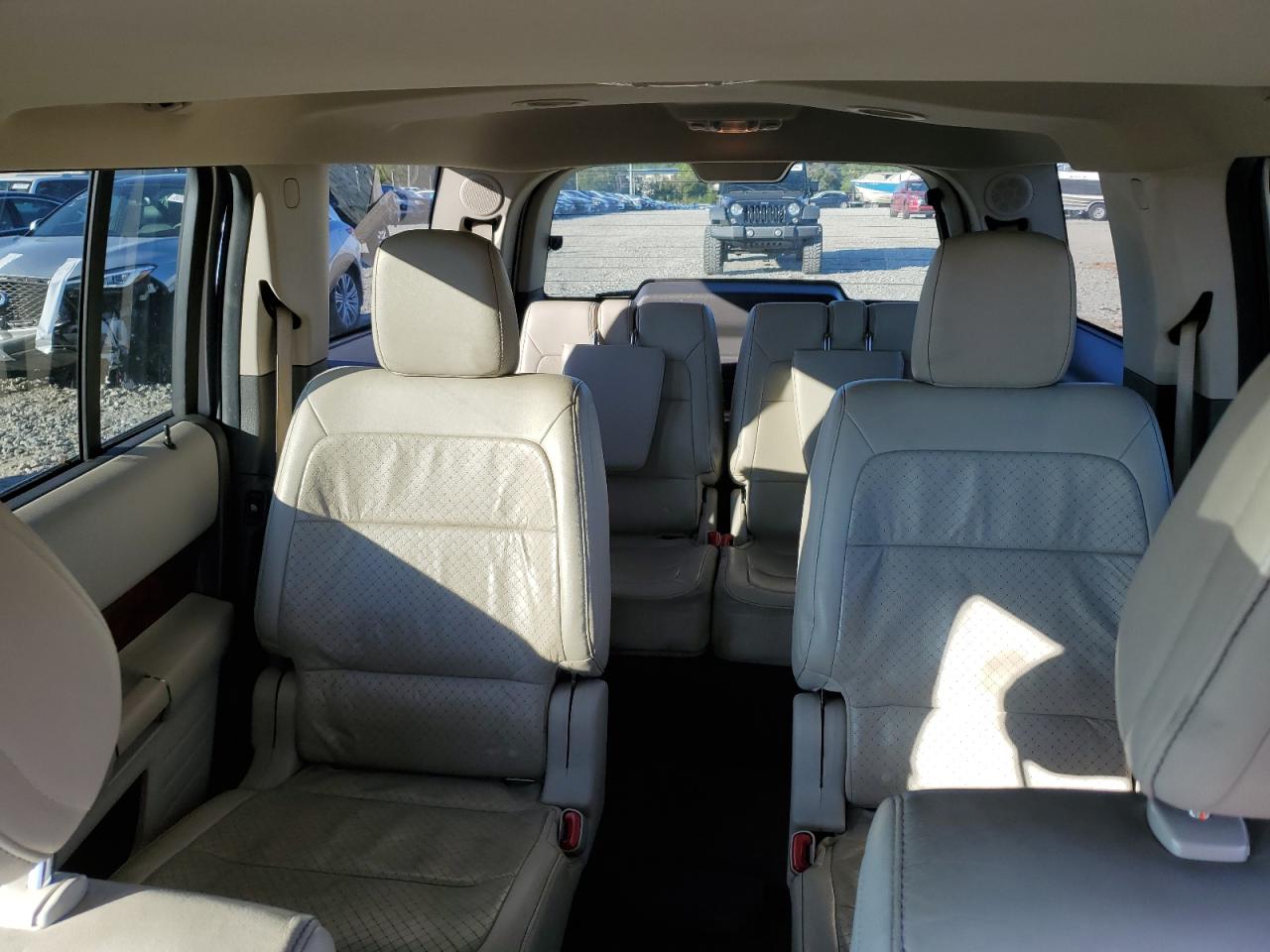 2012 Ford Flex - Image 10