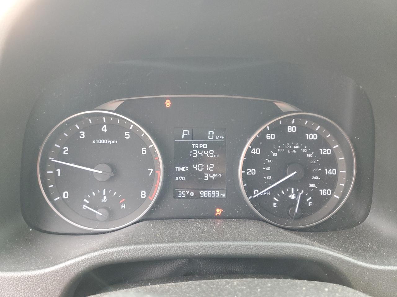 2017 Hyundai Elantra - Image 9