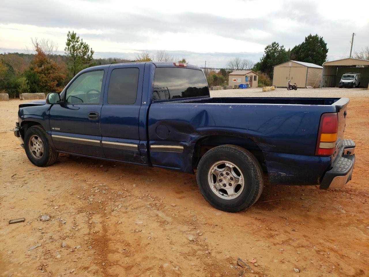 2002 Chevrolet Silverado - Image 2