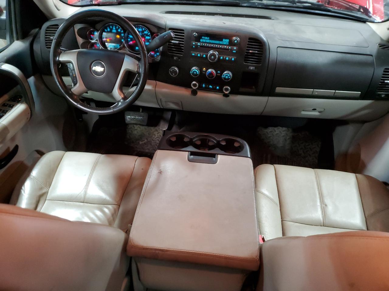 2009 Chevrolet Silverado - Image 8
